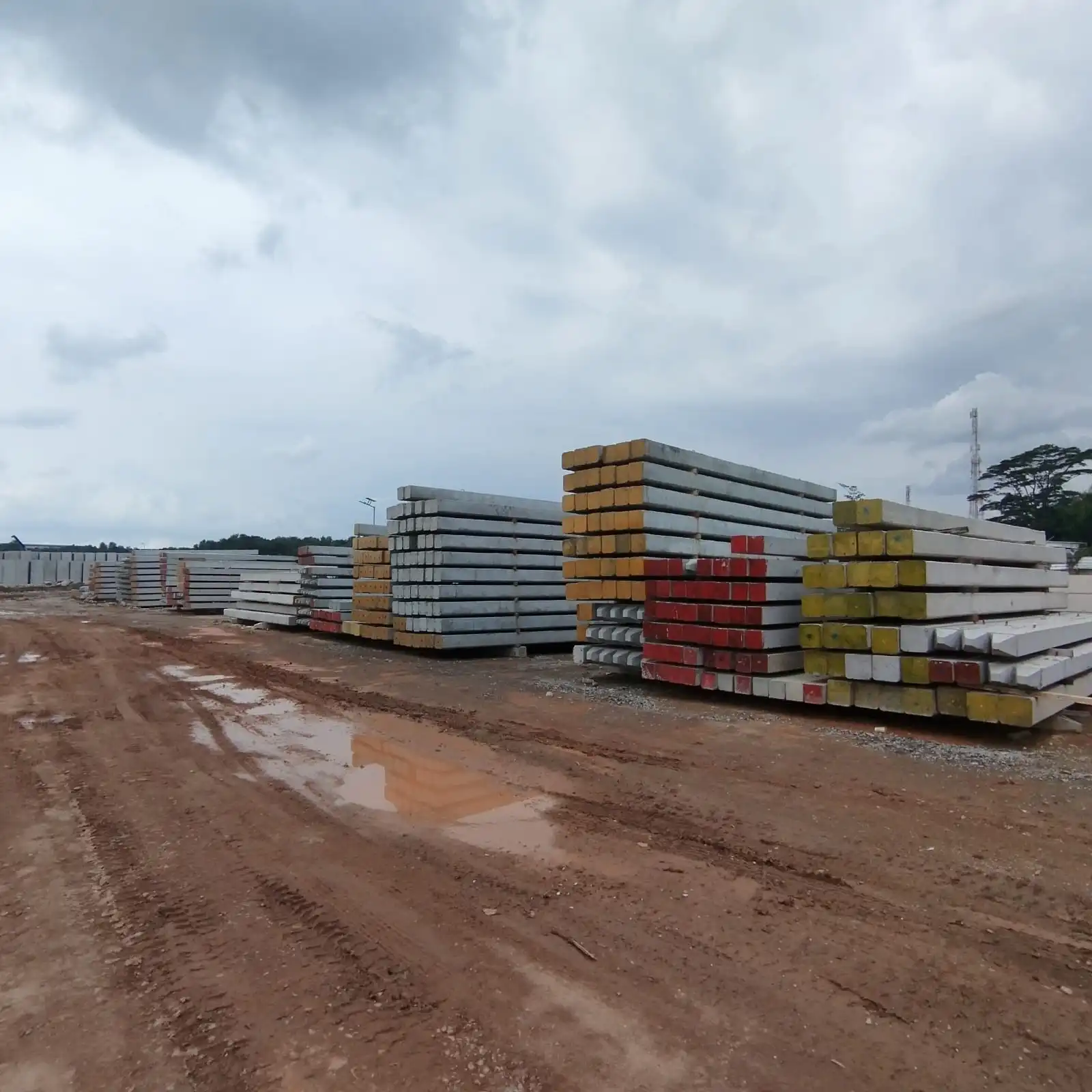Material pondasi tiang pancang mini pile beton