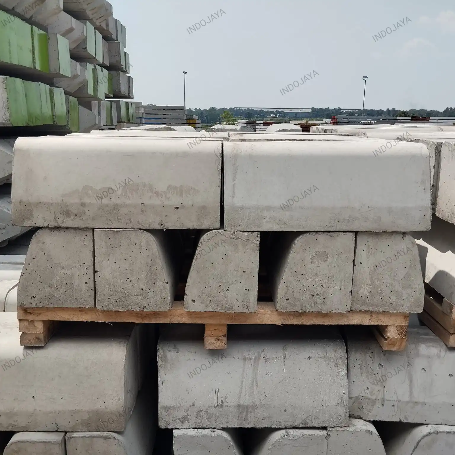 Stok kanstin jalan raya tipe DKI